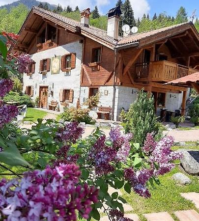 Maso Pin Bed & Breakfast Madonna Eksteriør bilde