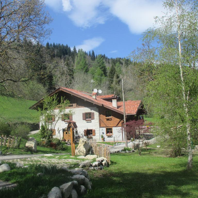 Maso Pin Bed & Breakfast Madonna Eksteriør bilde